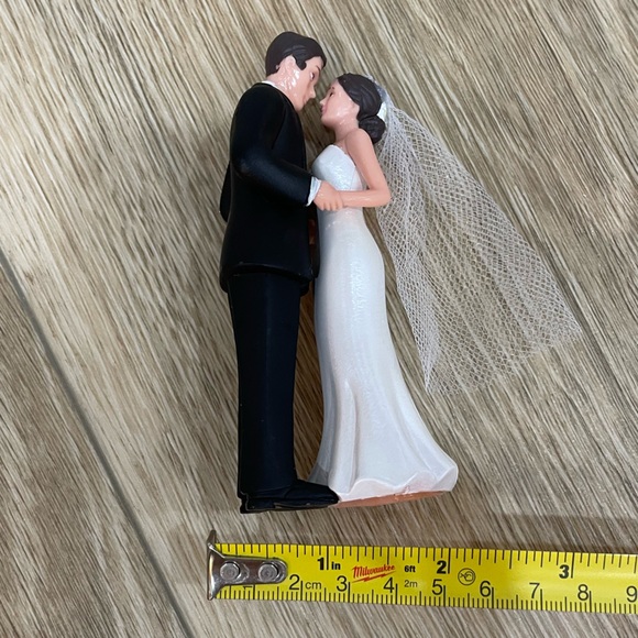 Miscellaneous Wedding Items - Picture 3 of 7